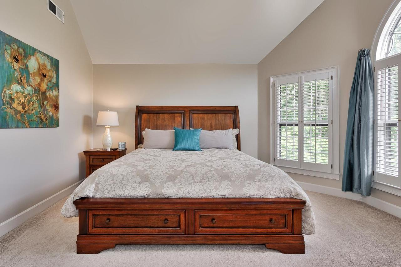 Pleasanton Courtyard Bed And Breakfast Fayetteville Exterior foto